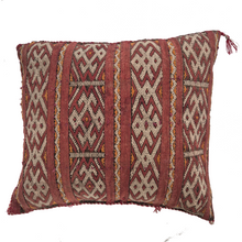 Load image into Gallery viewer, Berber Woven Cushion Paw