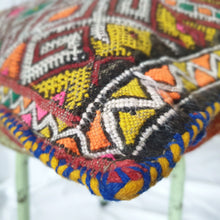 Load image into Gallery viewer, Berber Woven Cushion Tropical