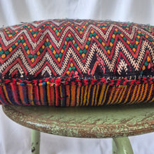 Load image into Gallery viewer, Berber Woven Cushion Zig Zag