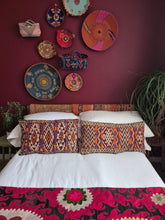 Load image into Gallery viewer, Moroccan Berber Cushion Fringe