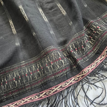 Load image into Gallery viewer, Batak Ulos Simarinjam Sisi