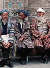 Load image into Gallery viewer, Uzbekistan Beqasam Cushion Clouds