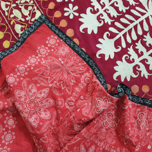 Load image into Gallery viewer, Uzbekistan Beshik Suzani Samarkand