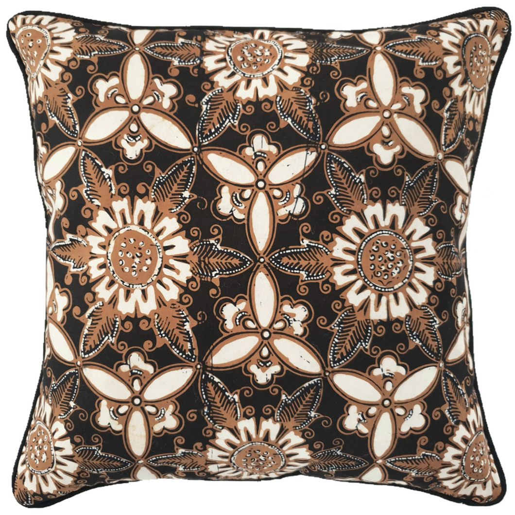 Sogan Batik Cushion Jungle Ceplok
